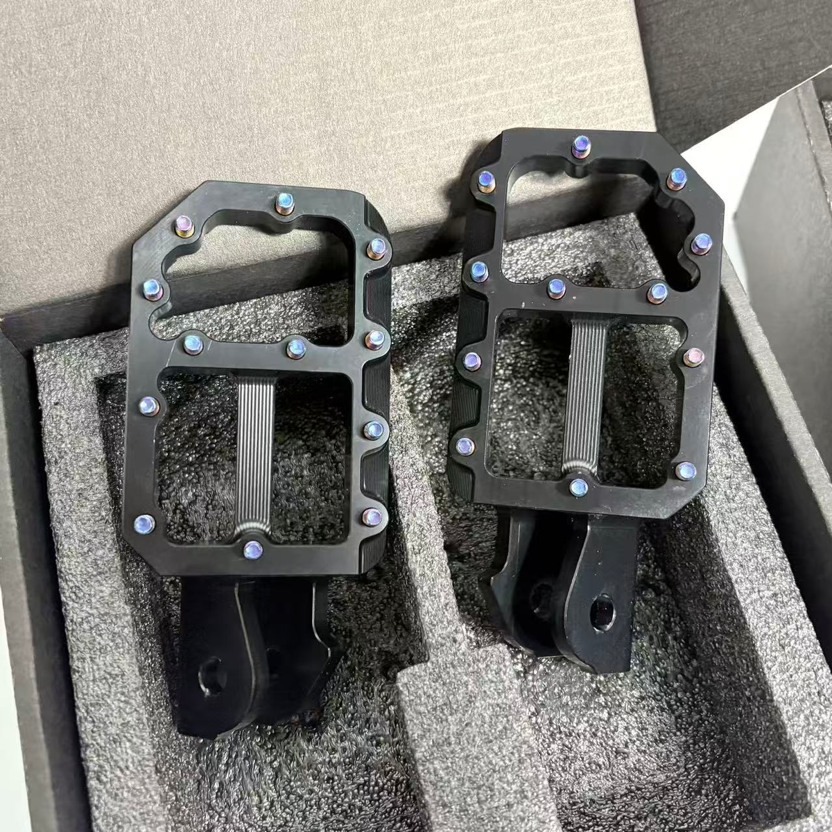 CNC Aluminum Foot Pegs for Surron LBX & Talaria