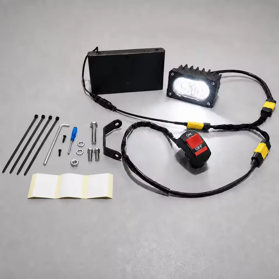 8-AA Battery-Powered LED Headlight Kit — 20W / 2000 lm